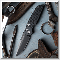 PROTECH TR-3 X1 Military 黑色魚鱗紋鋁柄 Button Lock (安全卡榫)彈簧刀- CPM-MagnaCut鋼 (DLC處理)